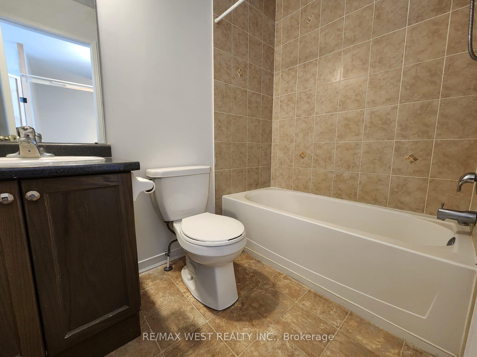 Photo 28 of Unit 49, 175 Stanley Street, Barrie, East Bayfield — HOMEH