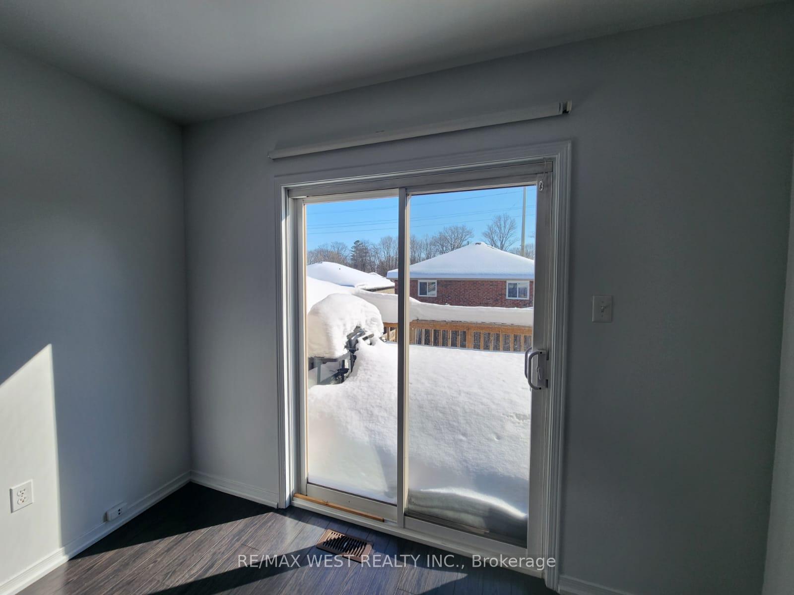 Photo 27 of Unit 49, 175 Stanley Street, Barrie, East Bayfield — HOMEH