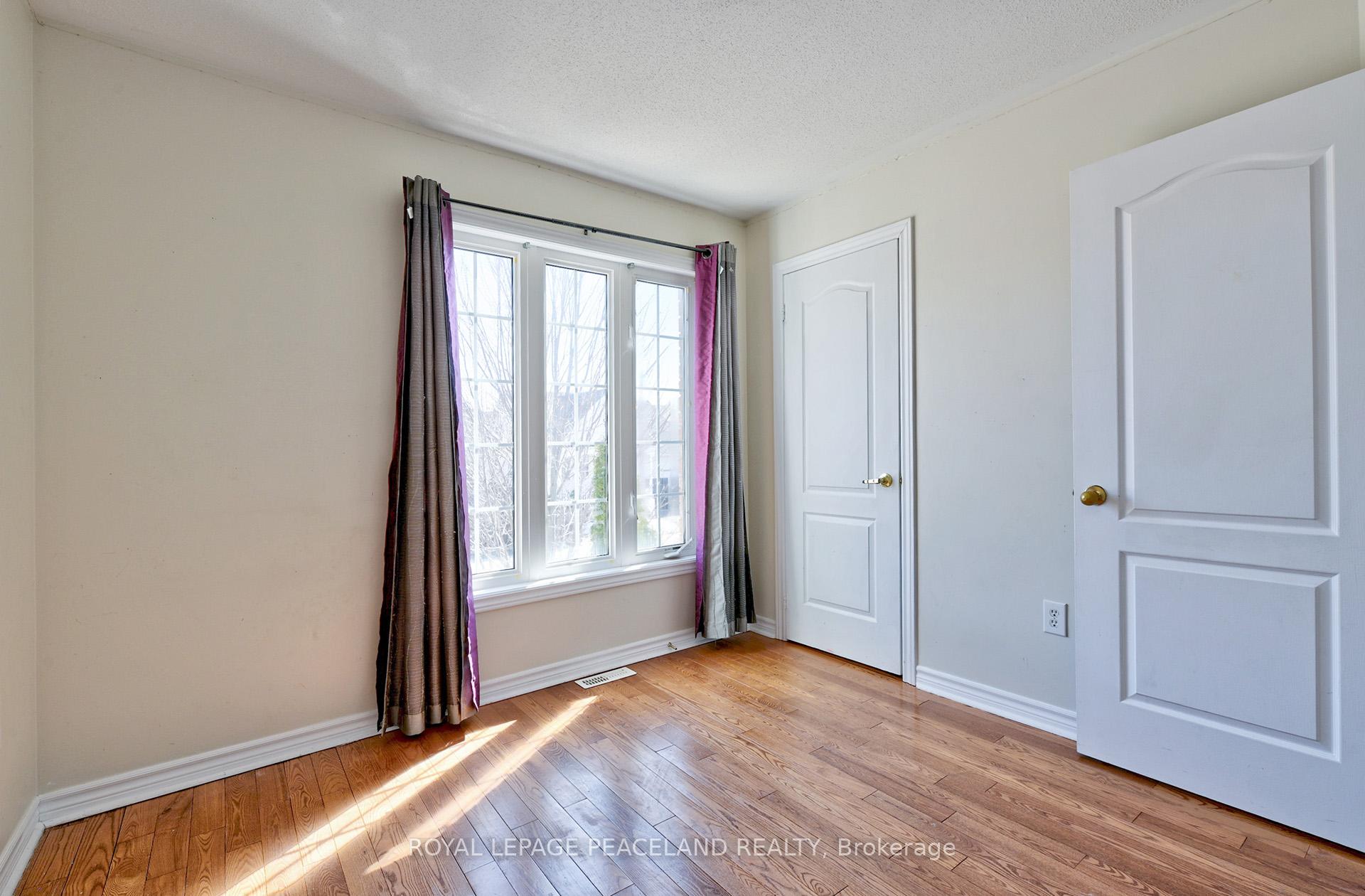Photo 28 of 32 Counsellor Terrace, Barrie, Innis-Shore — HOMEH