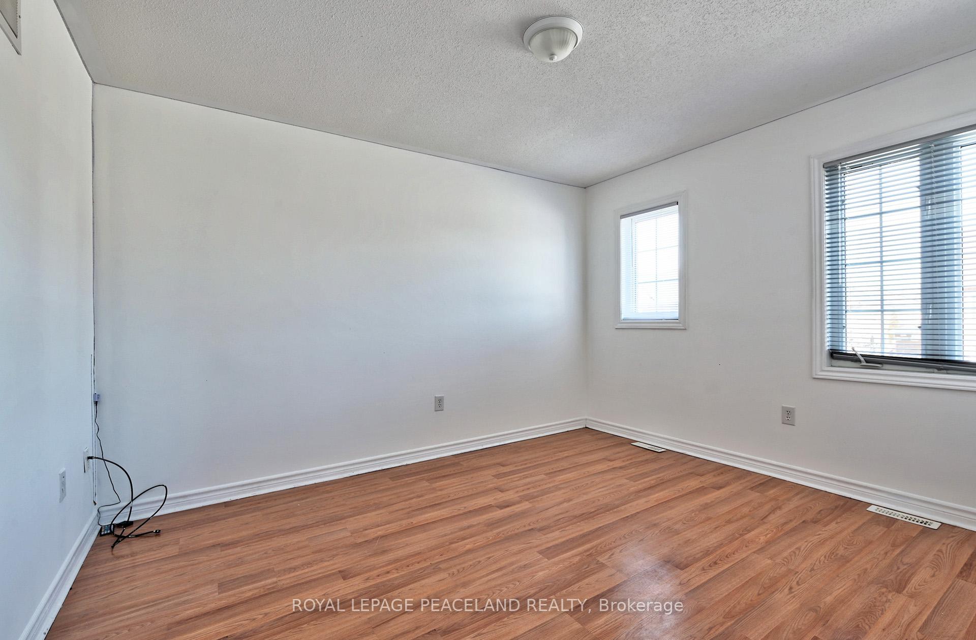 Photo 30 of 32 Counsellor Terrace, Barrie, Innis-Shore — HOMEH