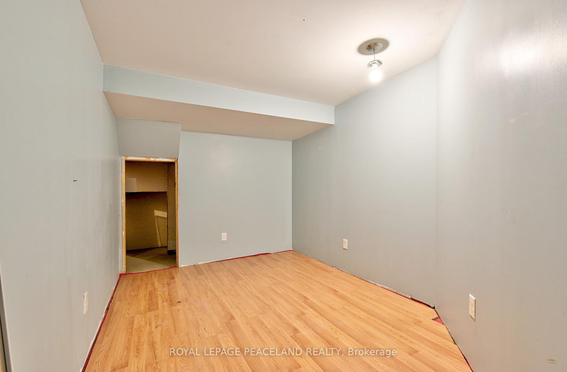 Photo 37 of 32 Counsellor Terrace, Barrie, Innis-Shore — HOMEH