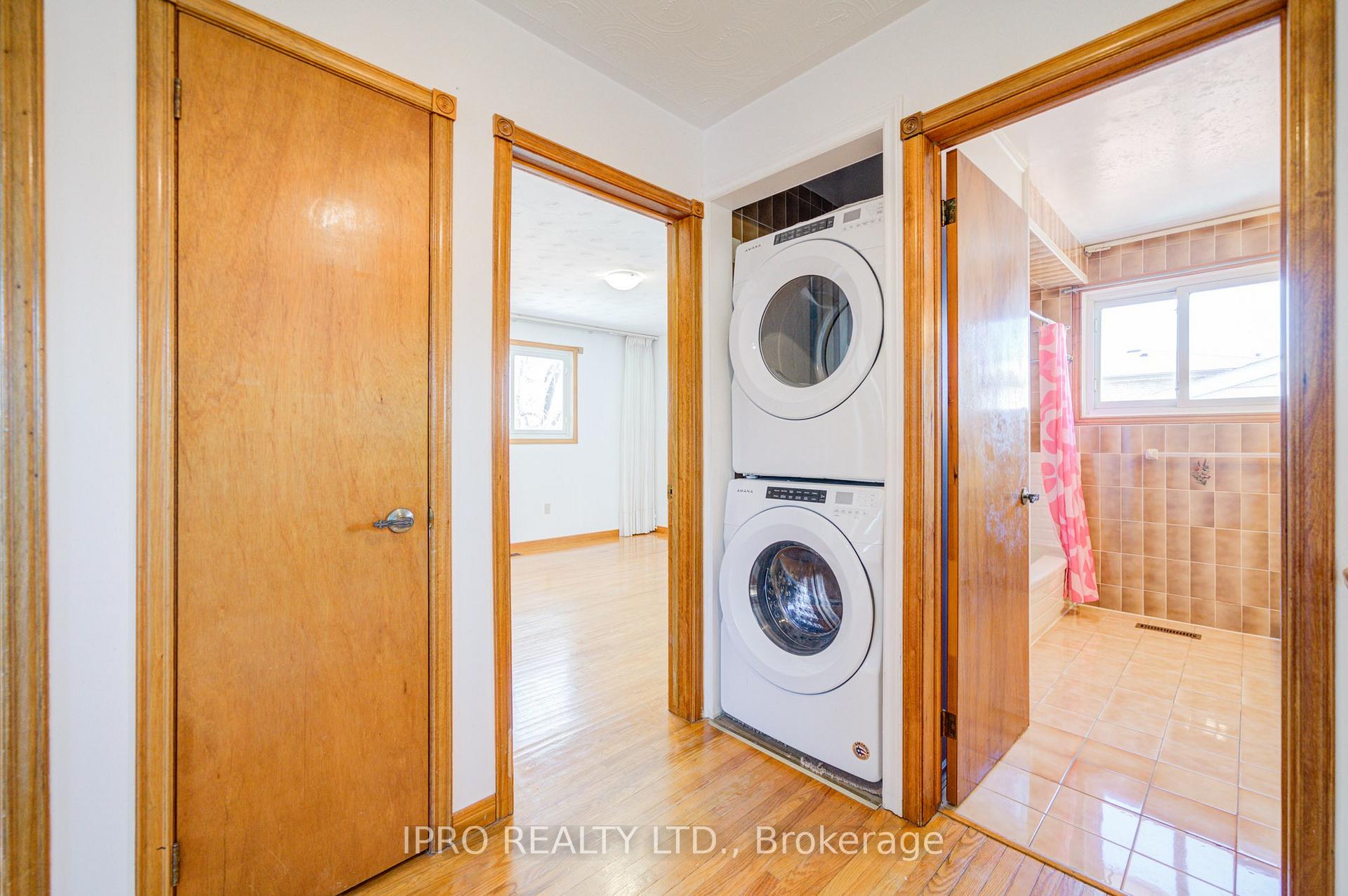 Photo 18 of Unit MAIN, 204 Darlington Drive, Hamilton, Gilbert — HOMEH