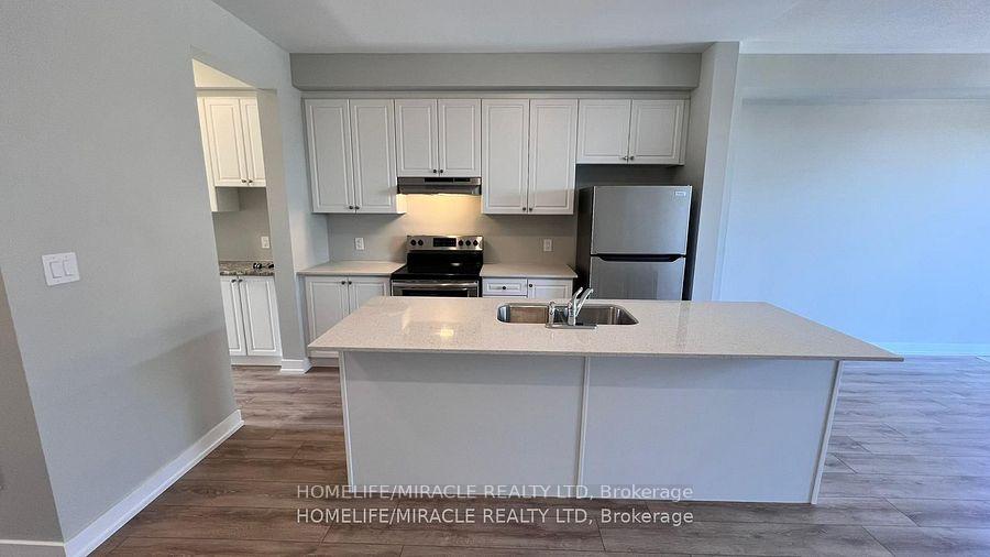 Photo 12 of 51 Assunta Lane, Clarington, Bowmanville — HOMEH