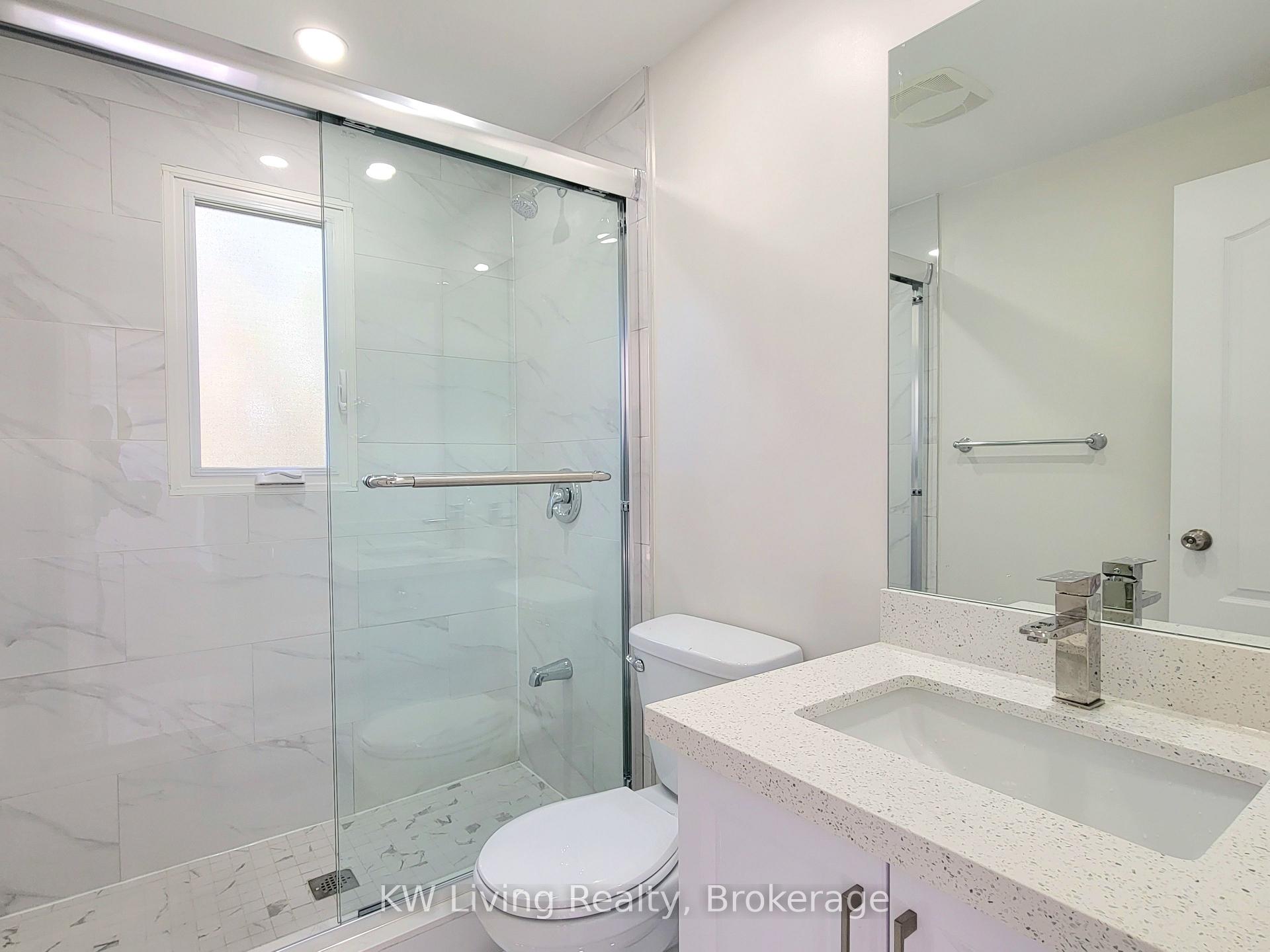 Photo 12 of Unit Main & 2nd, 6 Gardens Crescent, Toronto, O'Connor-Parkview — HOMEH