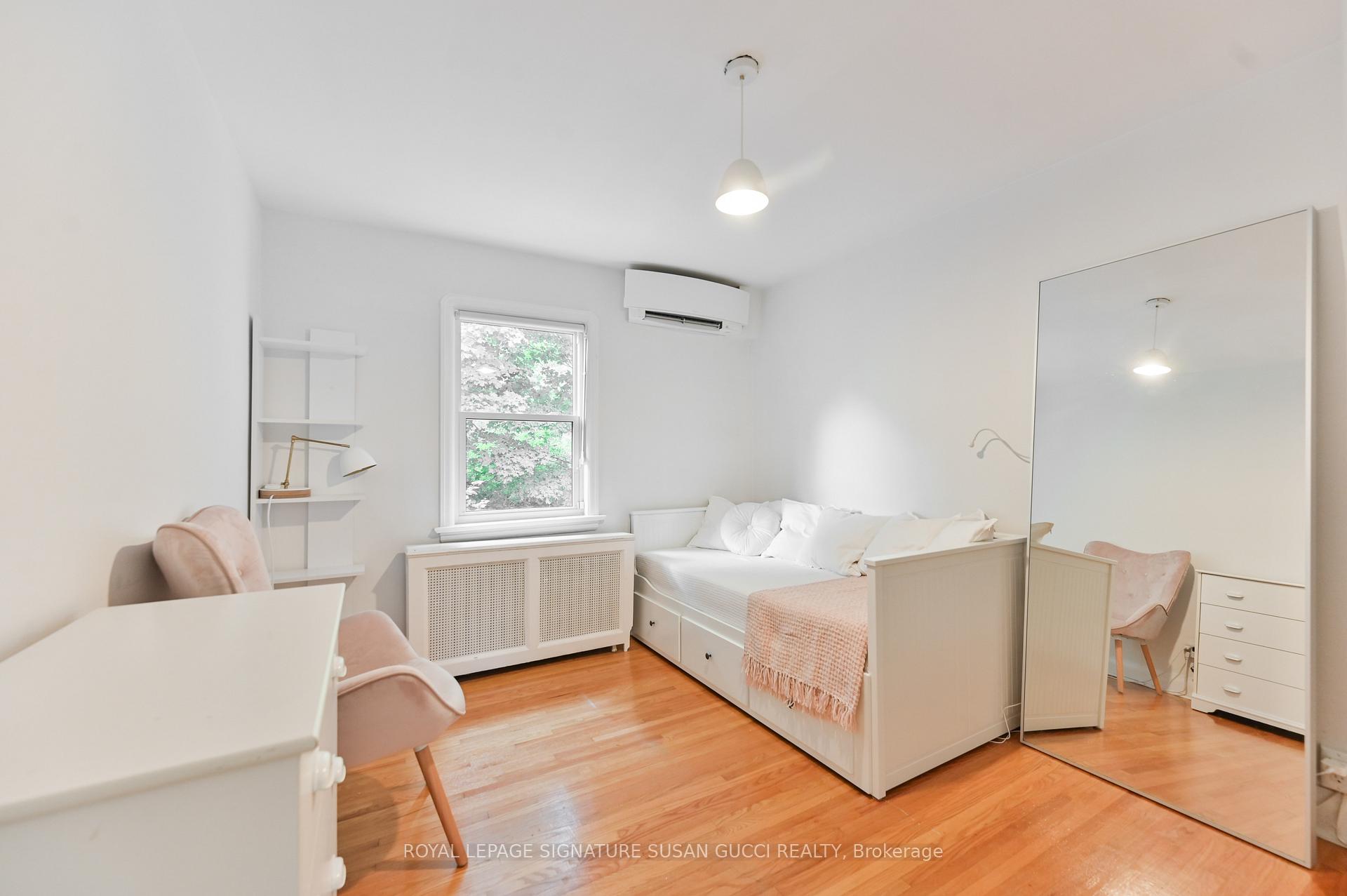 Photo 4 of 8 Alder Road, Toronto, O'Connor-Parkview — HOMEH