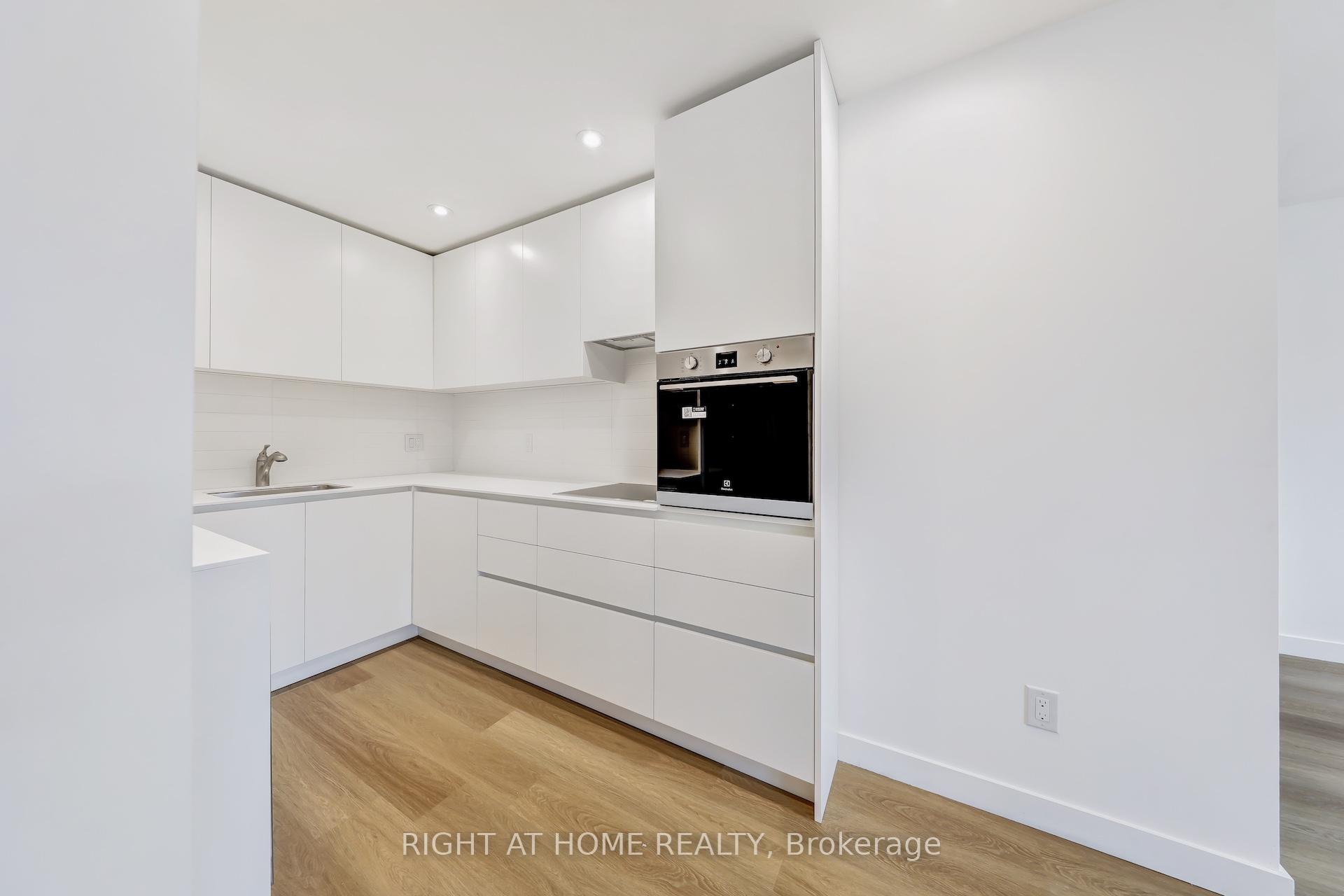 Photo 9 of Unit 302, 1082 St. Clair Avenue W, Toronto, Oakwood Village — HOMEH