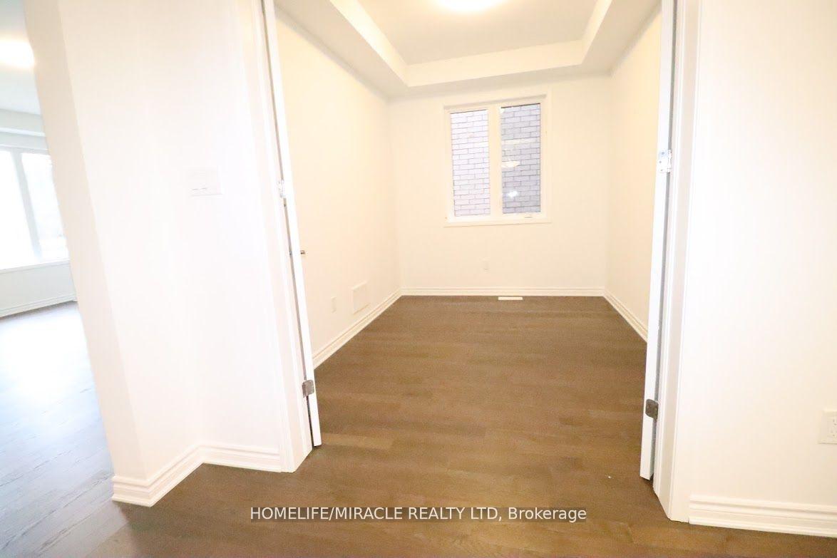 Photo 7 of 278 Forest Walk Street, Kitchener — HOMEH