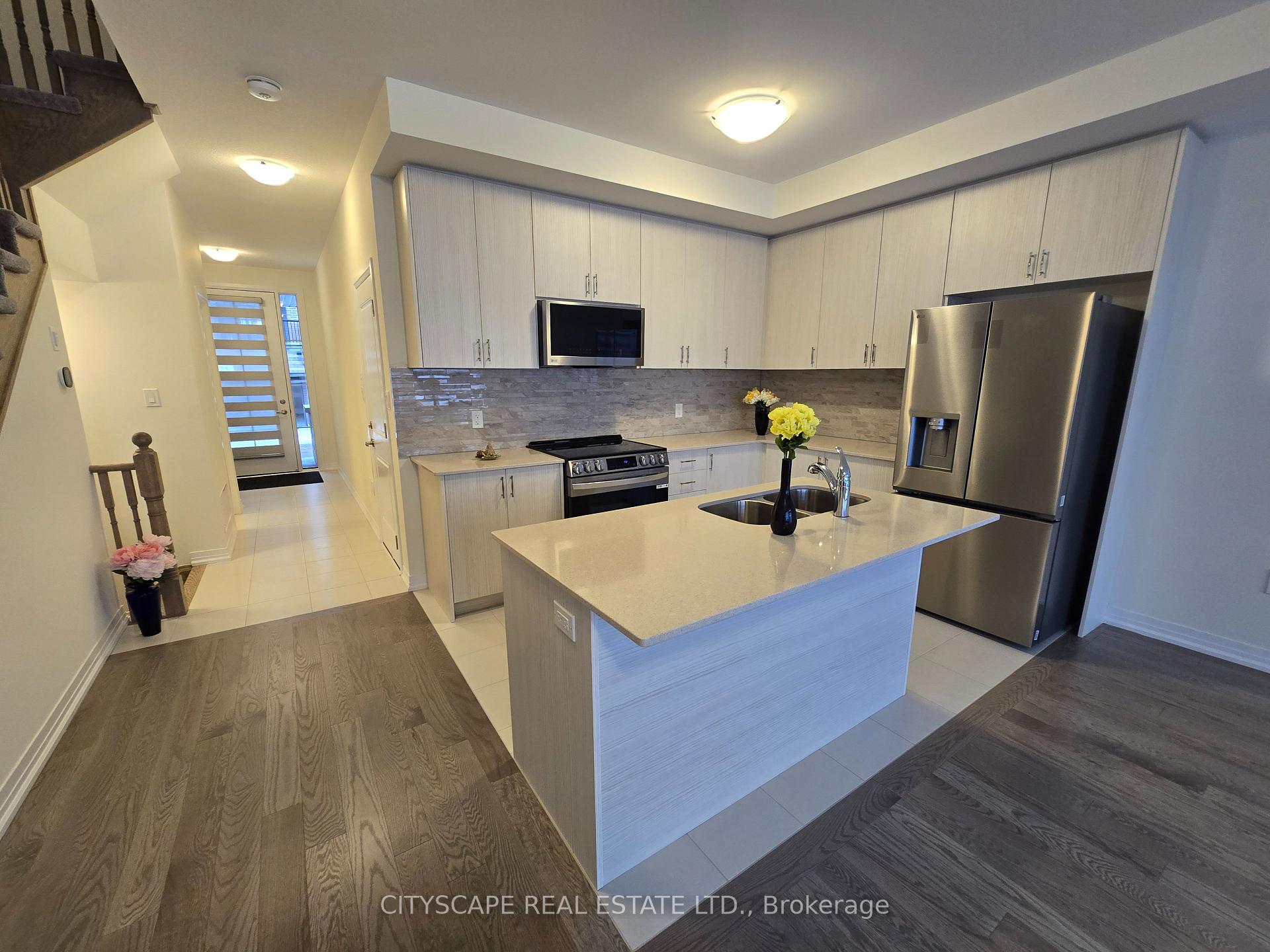 Photo 15 of Unit 16, 420 Newman Drive, Cambridge — HOMEH