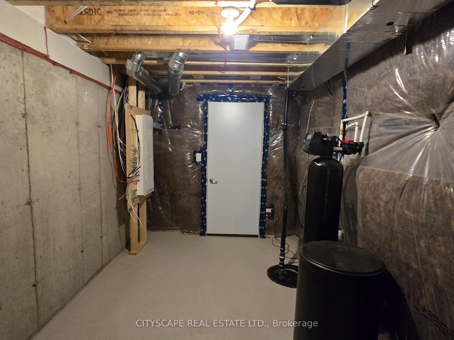 Photo 32 of Unit 16, 420 Newman Drive, Cambridge — HOMEH
