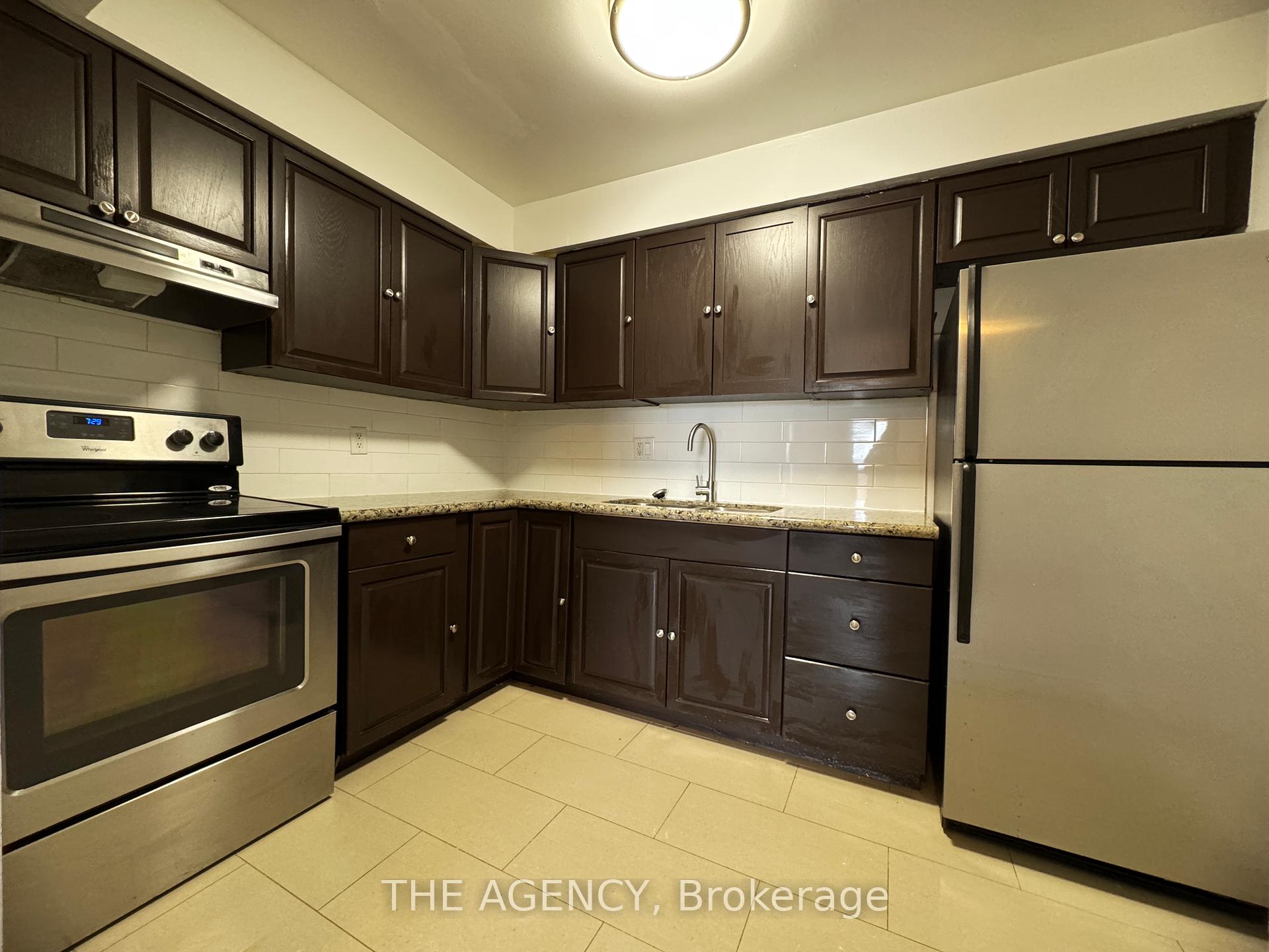 Photo 5 of Unit 14, 477 Dean Avenue, Oshawa, Central — HOMEH