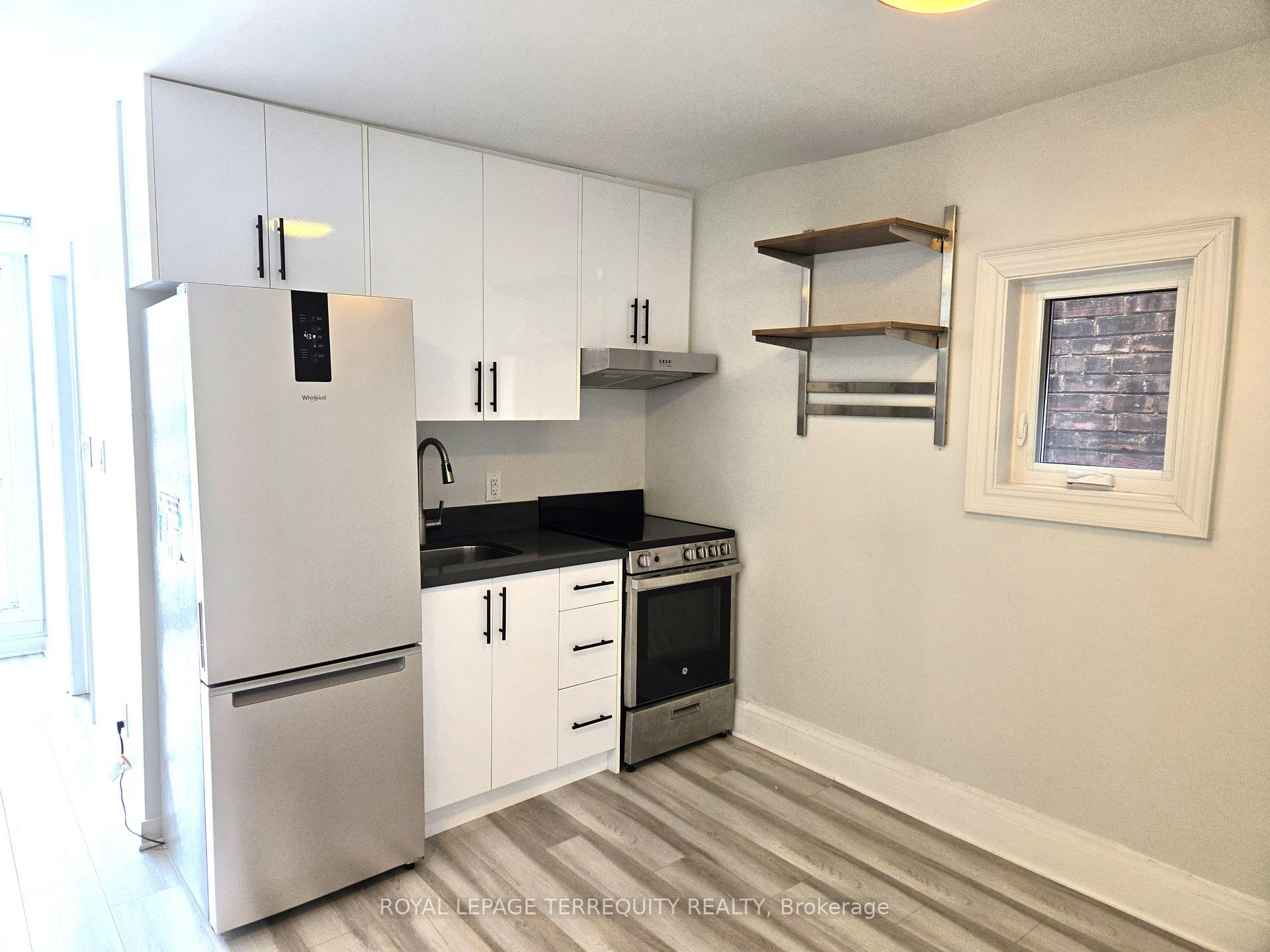 Photo 12 of Unit 4, 1037 Bathurst Street, Toronto, The Annex — HOMEH