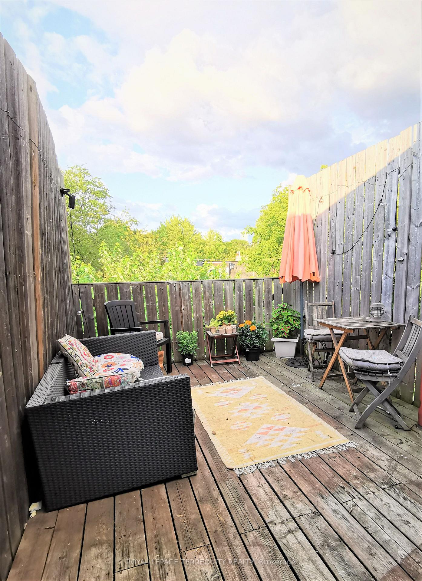 Photo 11 of Unit 4, 1037 Bathurst Street, Toronto, The Annex — HOMEH