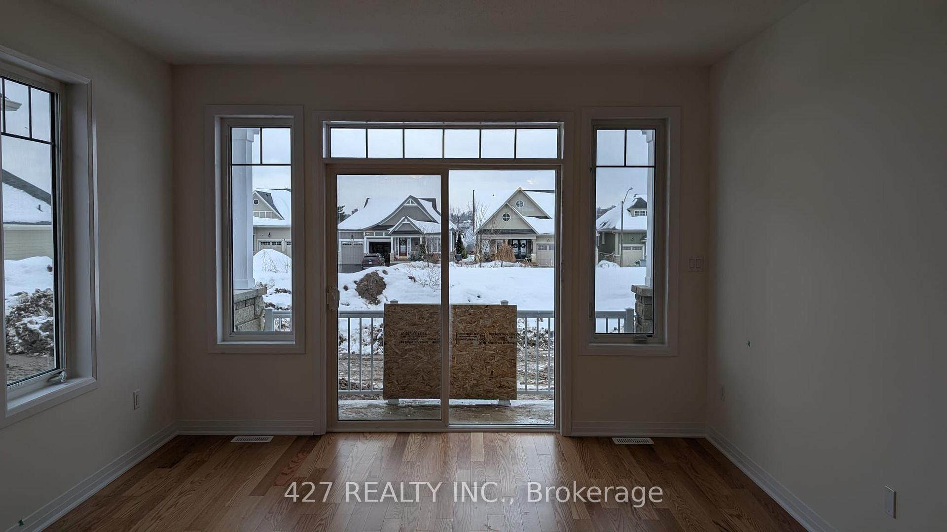 Photo 6 of 541 Hudson Crescent, Midland — HOMEH