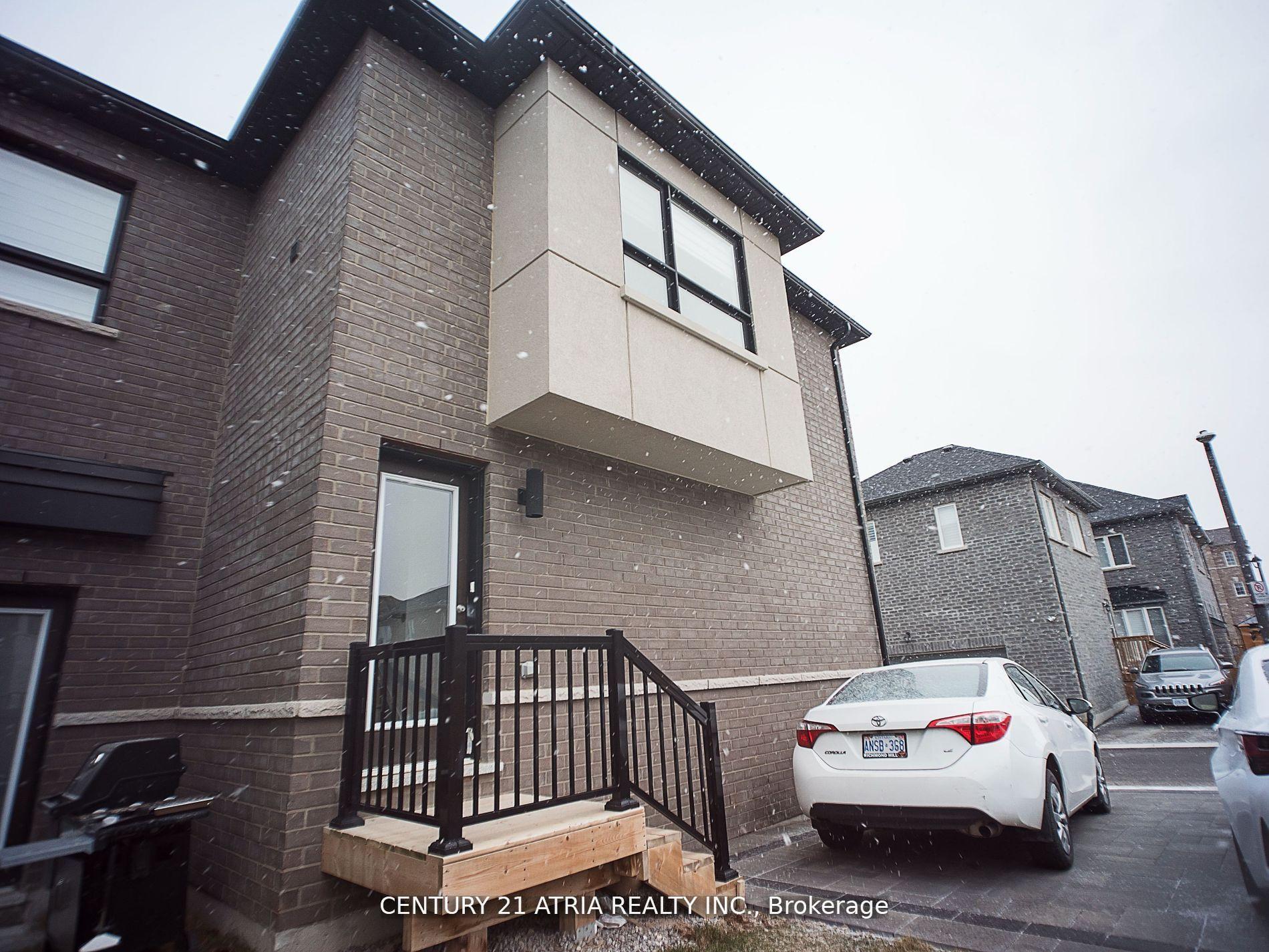 Photo 1 of Unit Coach H, 1 Sugarberry Avenue, Markham, Cornell — HOMEH
