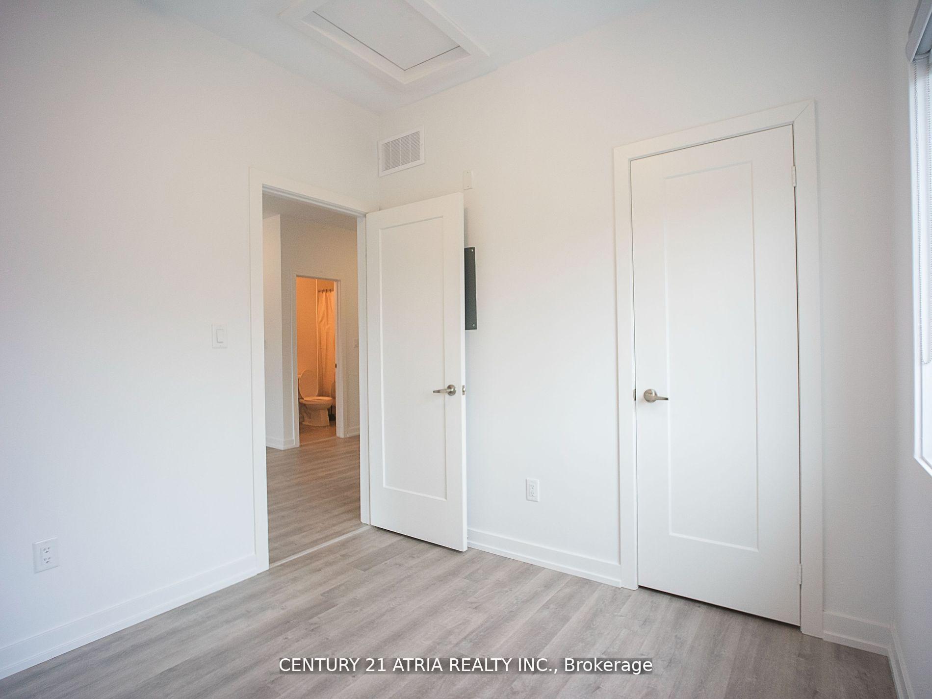 Photo 7 of Unit Coach H, 1 Sugarberry Avenue, Markham, Cornell — HOMEH
