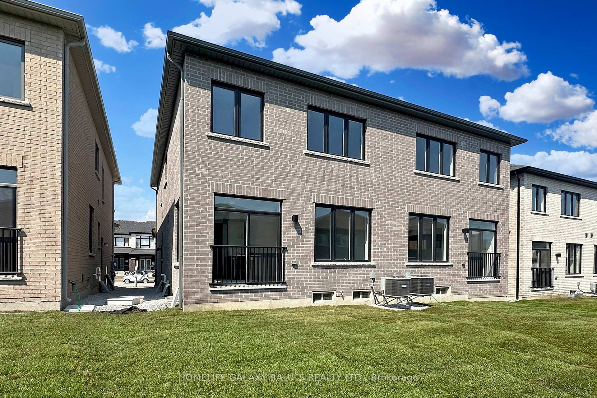 Photo 35 of Unit (MAIN), 80 Armilia Place, Whitby, Rural Whitby — HOMEH