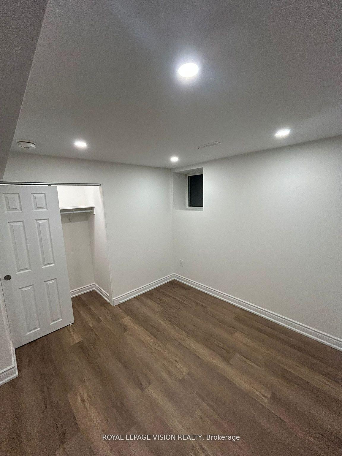 Photo 2 of Unit Bsmt, 10 Coles Avenue, Vaughan, Vaughan Grove — HOMEH