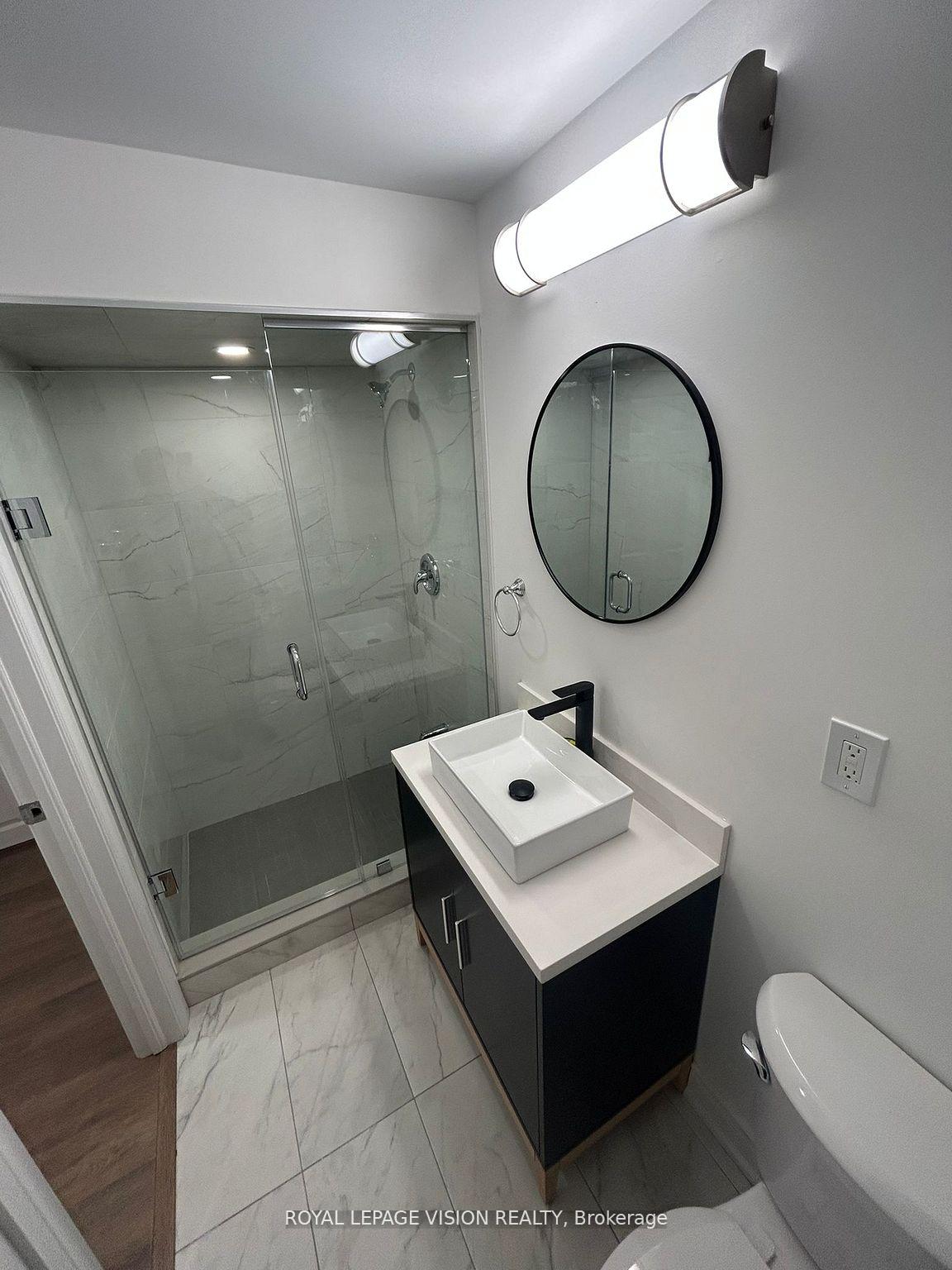Photo 7 of Unit Bsmt, 10 Coles Avenue, Vaughan, Vaughan Grove — HOMEH