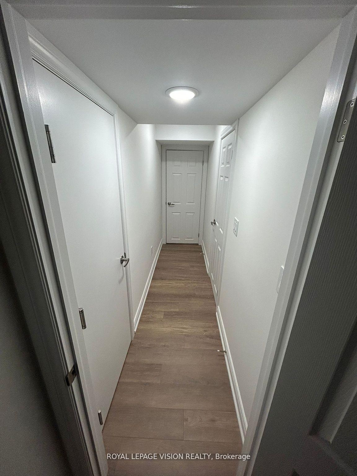Photo 6 of Unit Bsmt, 10 Coles Avenue, Vaughan, Vaughan Grove — HOMEH