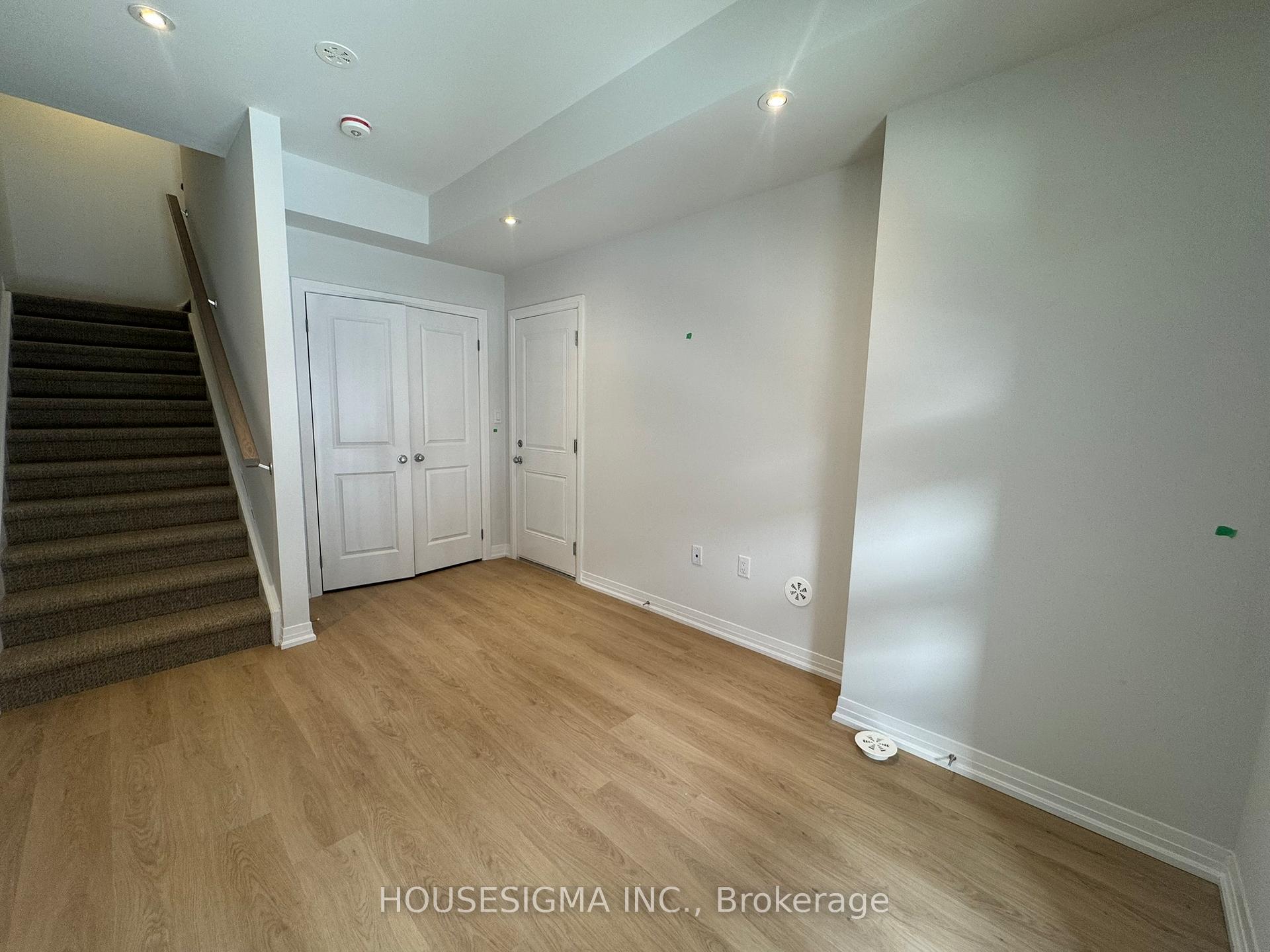 Photo 5 of Unit 137, 155 Equestrian Way, Cambridge — HOMEH