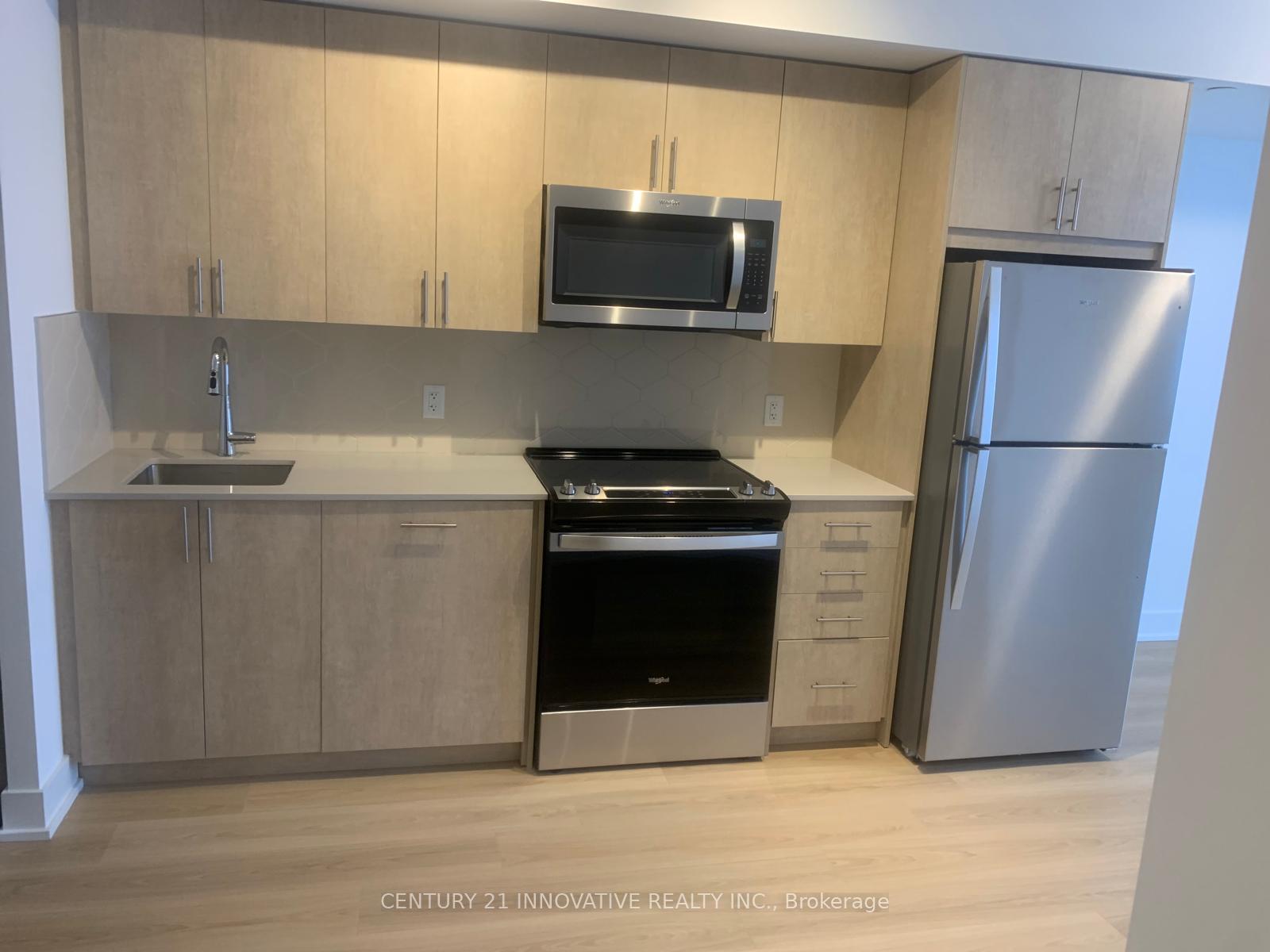 Front of Unit 1404, 2545 Simcoe Street N