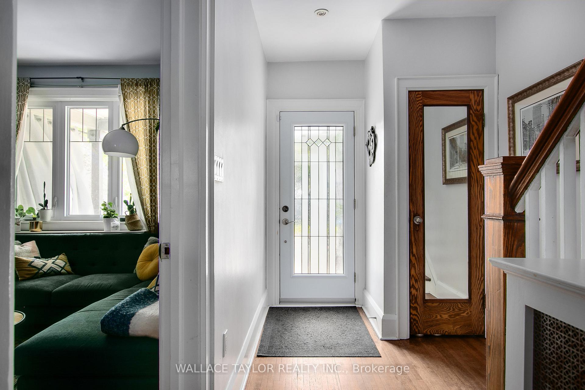 Photo 7 of Unit Upper, 282 Mortimer Avenue, Toronto, Danforth Village-East York — HOMEH