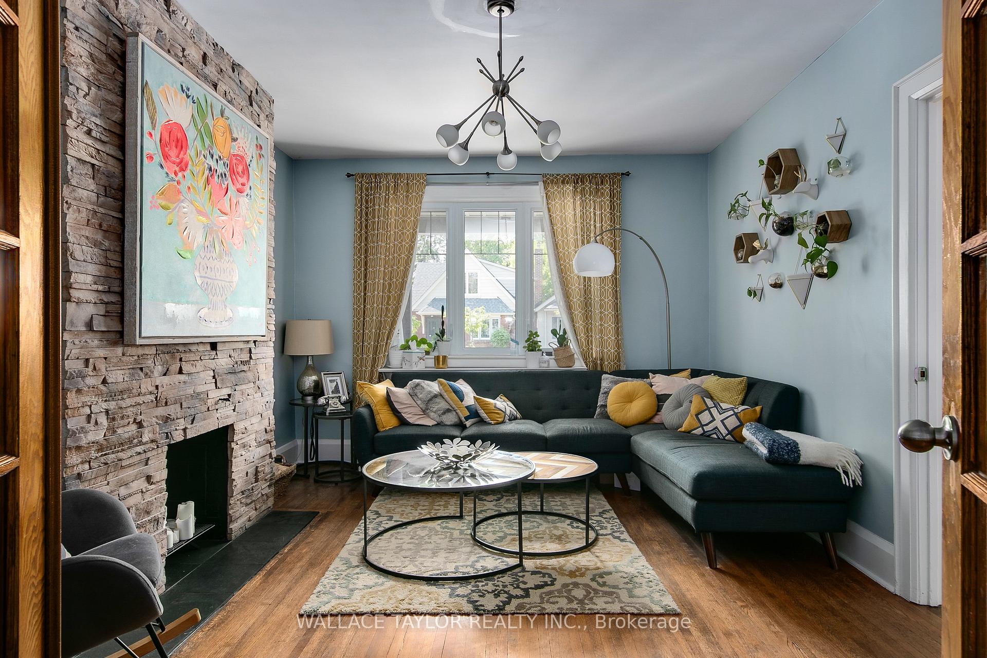 Photo 2 of Unit Upper, 282 Mortimer Avenue, Toronto, Danforth Village-East York — HOMEH