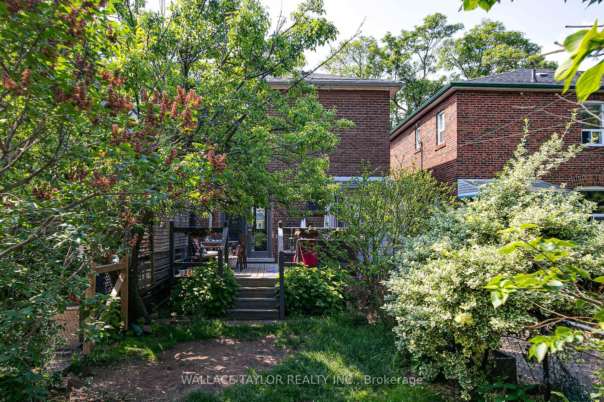 Photo 18 of Unit Upper, 282 Mortimer Avenue, Toronto, Danforth Village-East York — HOMEH