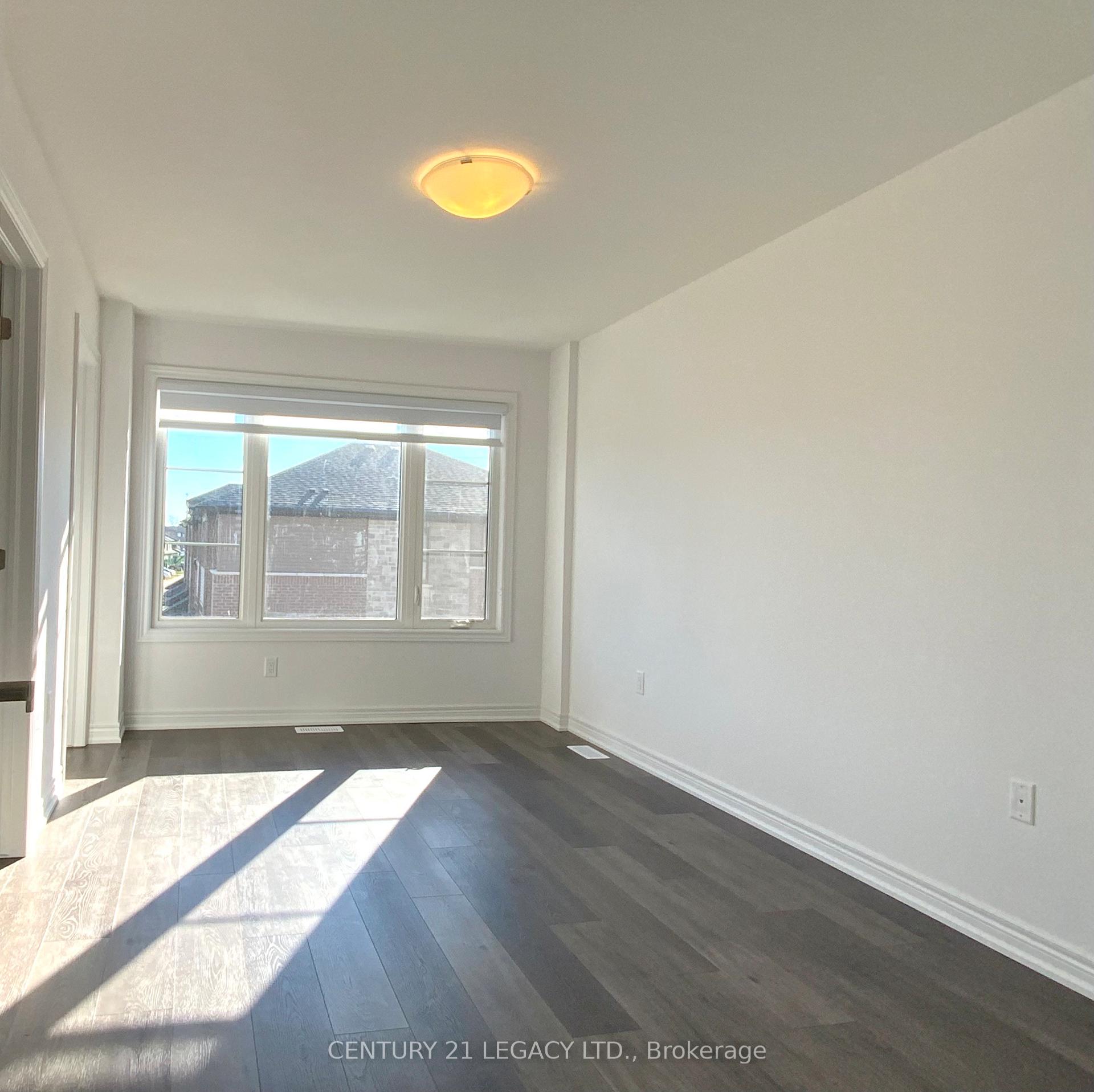 Photo 17 of Unit 7, 106 Court Drive, Brant, Paris — HOMEH