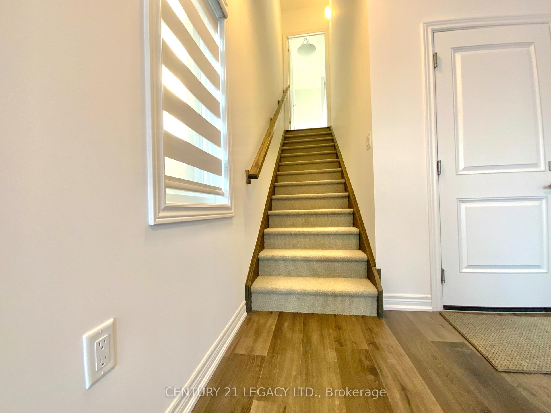 Photo 6 of Unit 7, 106 Court Drive, Brant, Paris — HOMEH