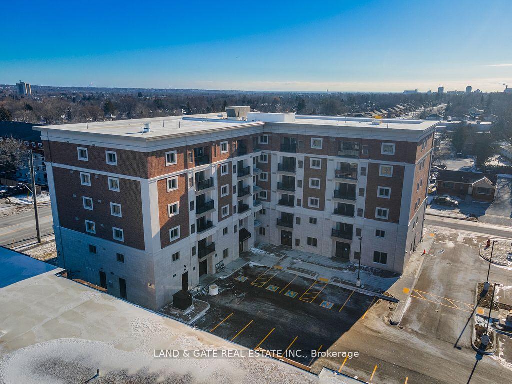 Photo 19 of Unit 511, 976 Simcoe Street N, Oshawa, Centennial — HOMEH