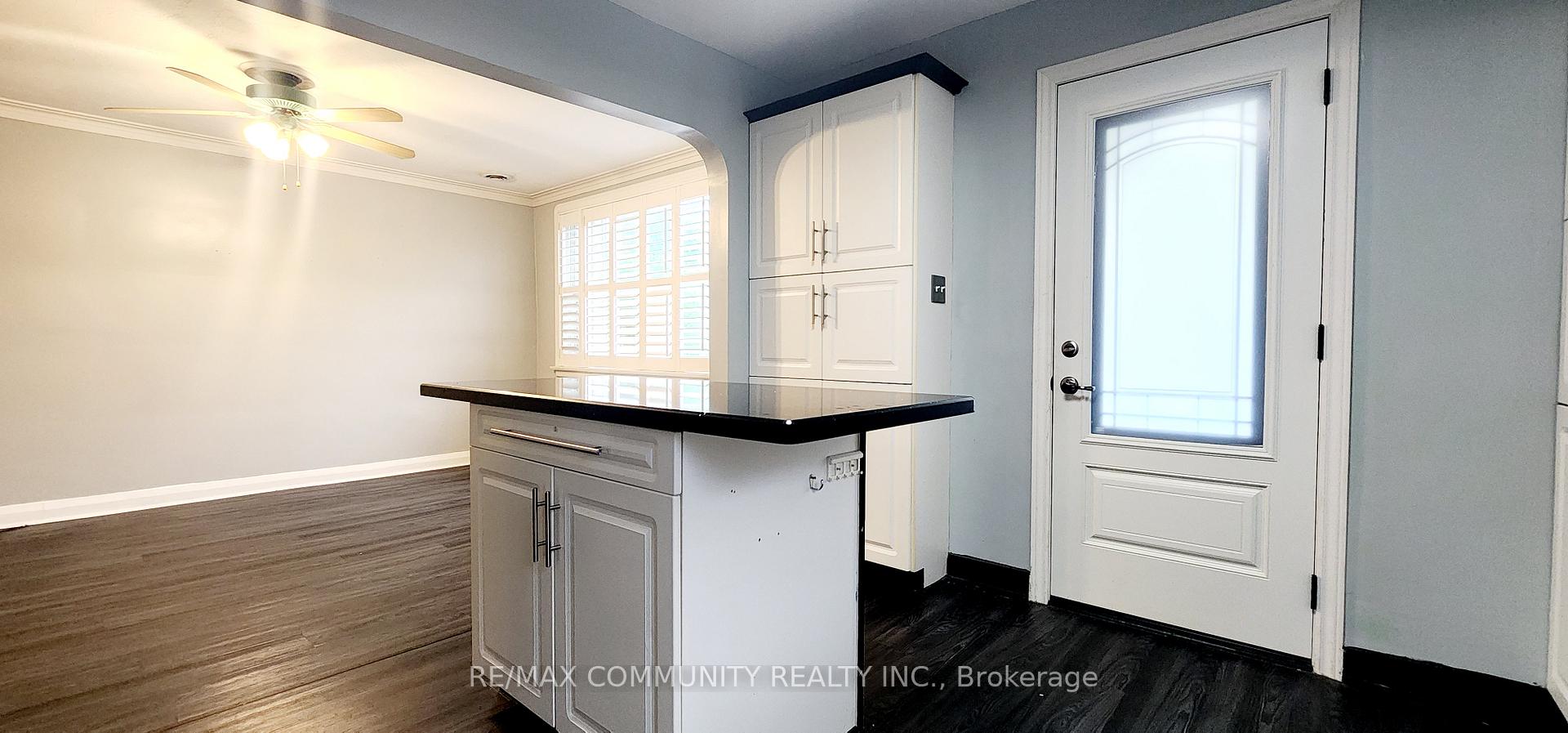 Photo 5 of Unit Main, 93 Lankin Boulevard, Toronto, East York — HOMEH