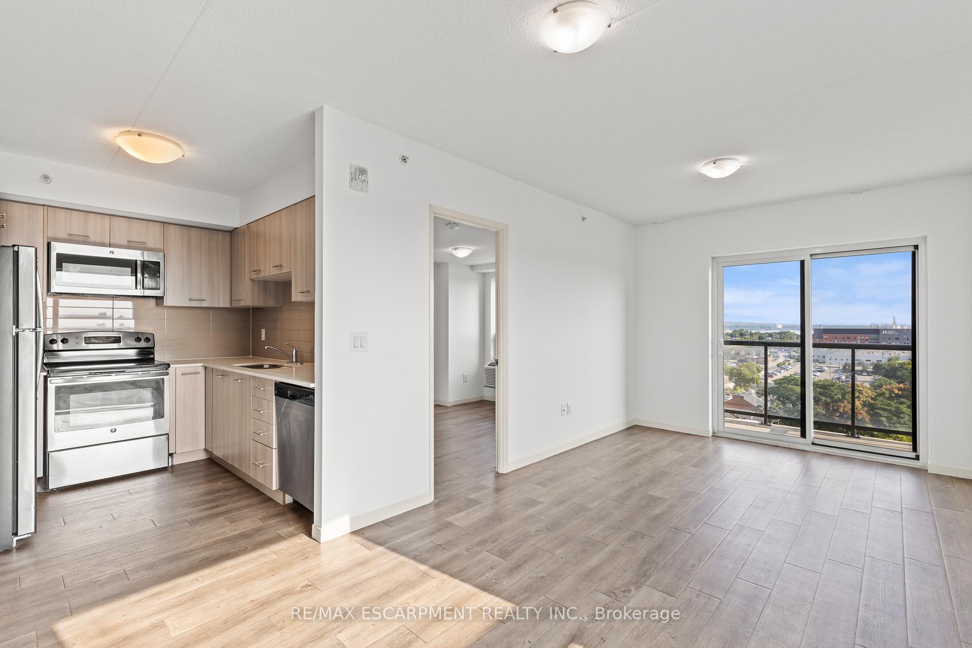 Photo 5 of Unit 701, 220 Cannon Street E, Hamilton, Beasley — HOMEH