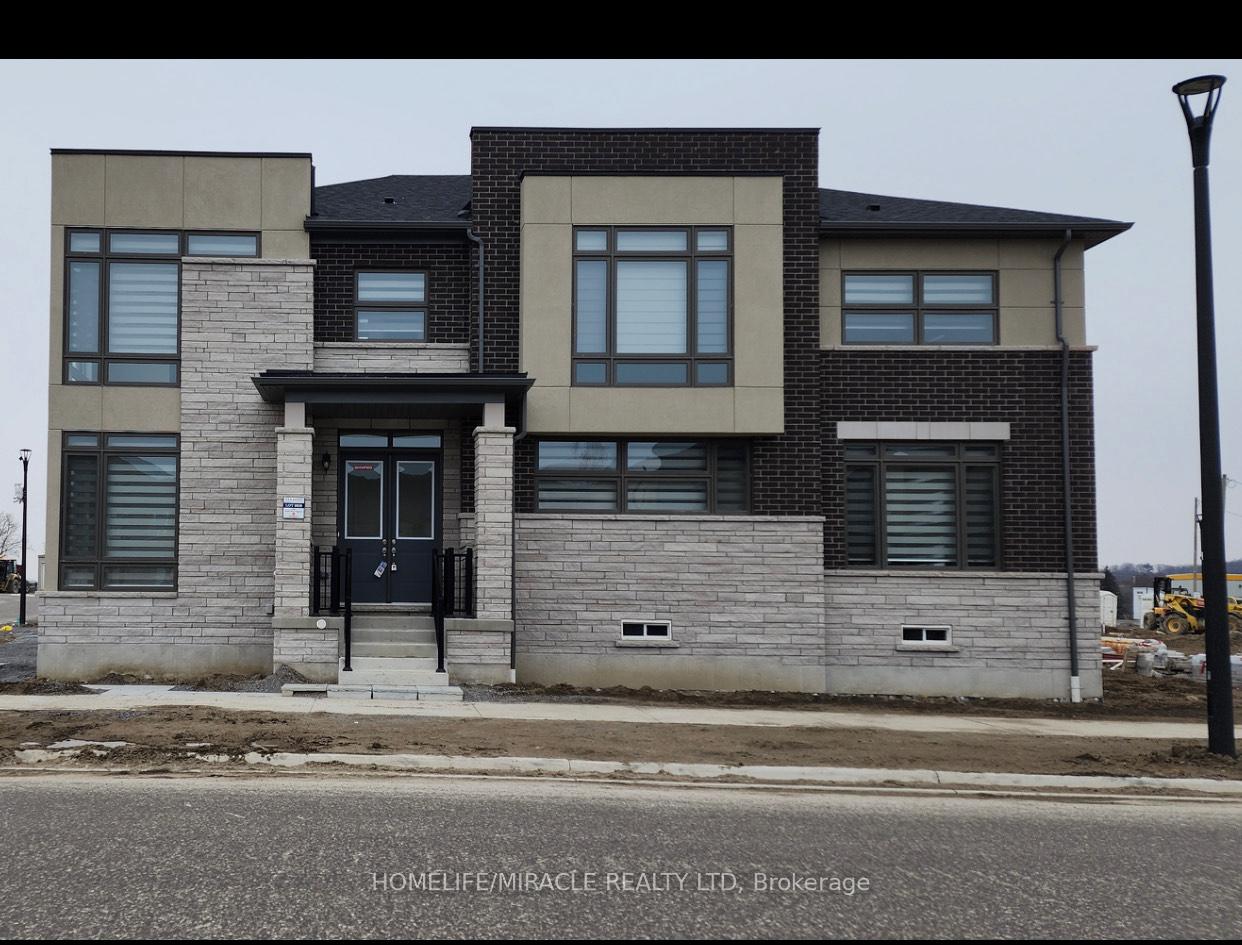 Photo 2 of 1865 Irish Moss Square, Pickering, Village East — HOMEH