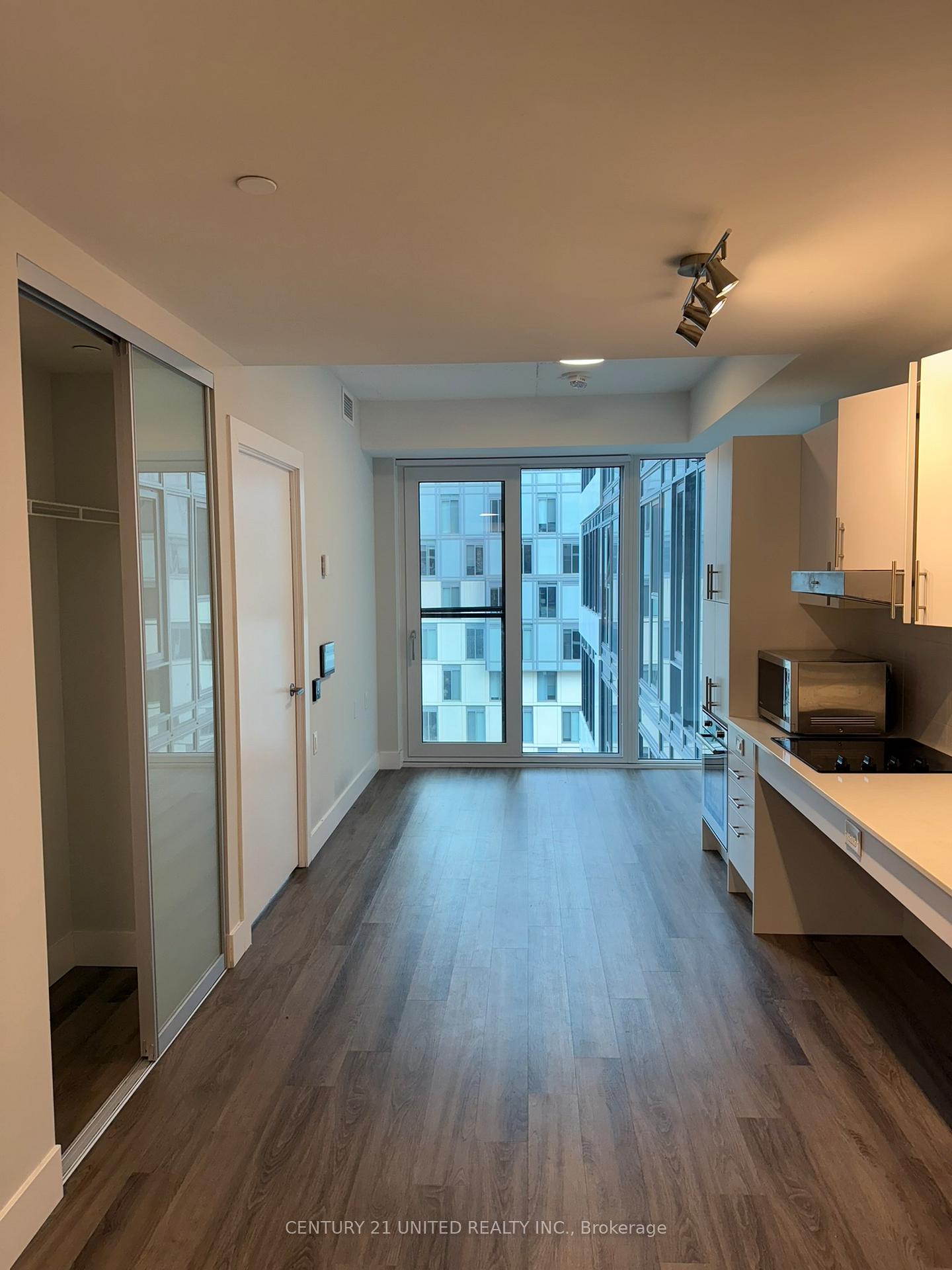 Photo 6 of Unit 1022, 80 Bond Street E, Oshawa, Central — HOMEH