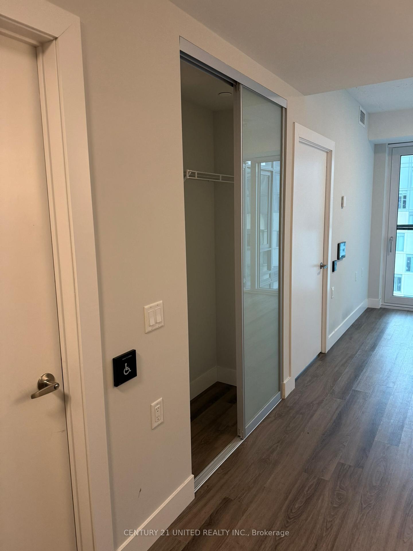 Photo 10 of Unit 1022, 80 Bond Street E, Oshawa, Central — HOMEH