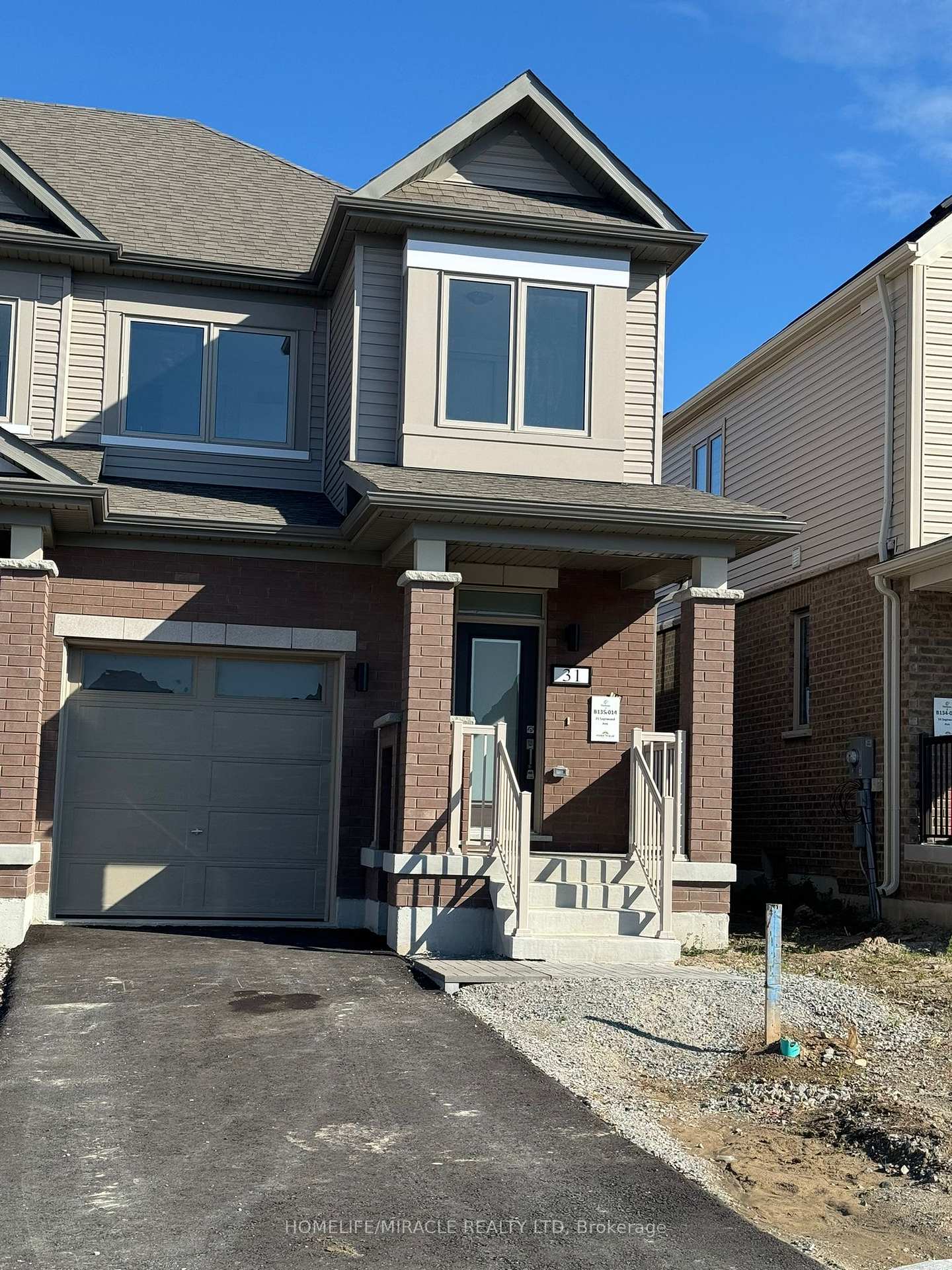 Photo 1 of 31 Sagewood Avenue S, Barrie, Rural Barrie Southeast — HOMEH
