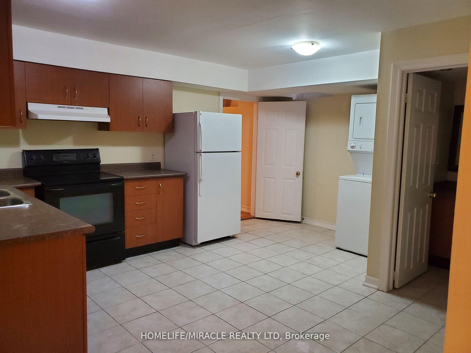 Photo 5 of Unit lower, 11 Eagle Plain Drive, Brampton, Sandringham-Wellington — HOMEH