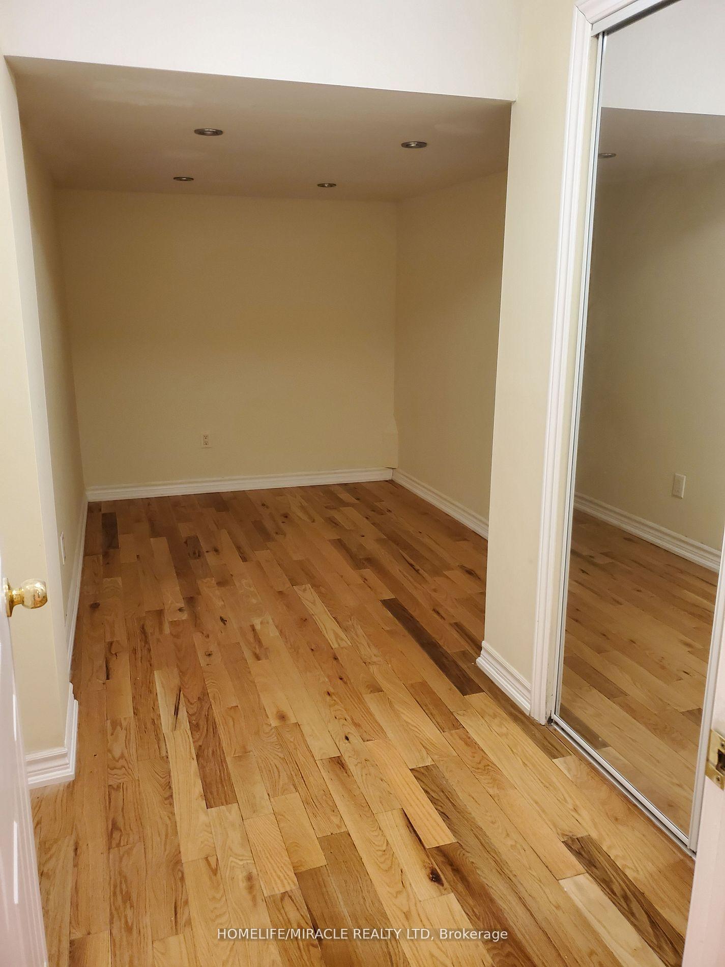 Photo 9 of Unit lower, 11 Eagle Plain Drive, Brampton, Sandringham-Wellington — HOMEH