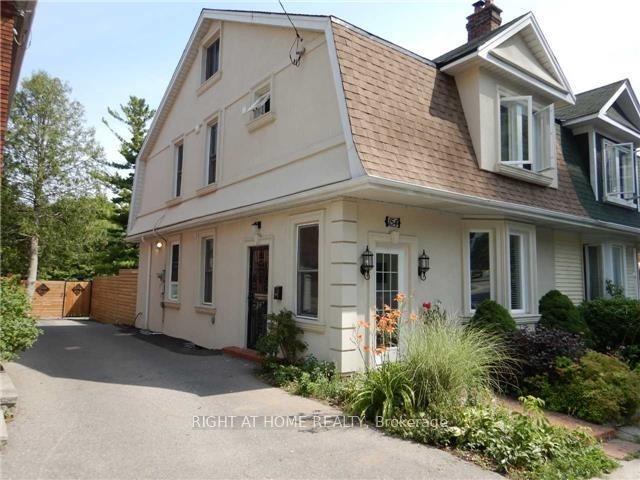 Front of Unit Lower, 154 Davisville Avenue