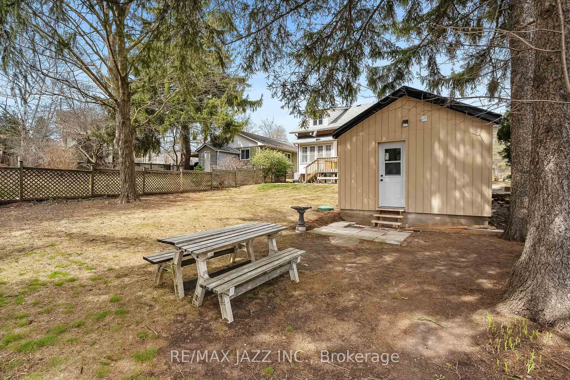 Photo 6 of 394 B Queen Street, Scugog, Port Perry — HOMEH