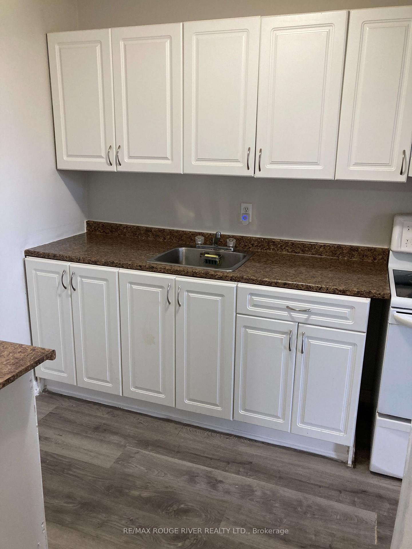 Photo 4 of Unit 208, 560 Bloor Street E, Oshawa, Farewell — HOMEH