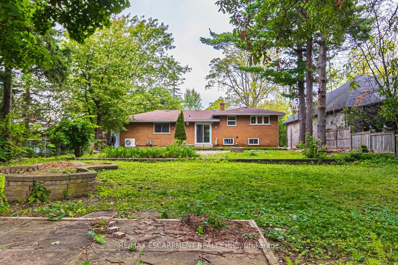 Photo 22 of Unit 1, 176 Mohawk Road, Hamilton, Ancaster — HOMEH