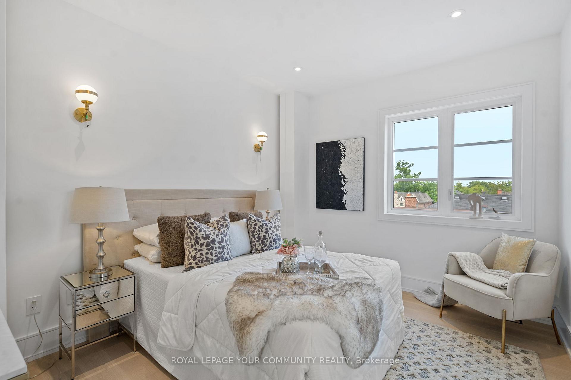 Photo 6 of 1204 Avenue Road, Toronto, Lawrence Park South — HOMEH