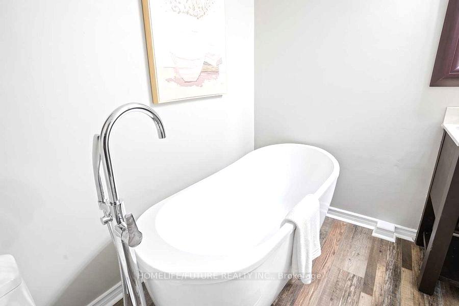 Photo 12 of Unit Main, 1360 Platton Street, Oshawa, Centennial — HOMEH