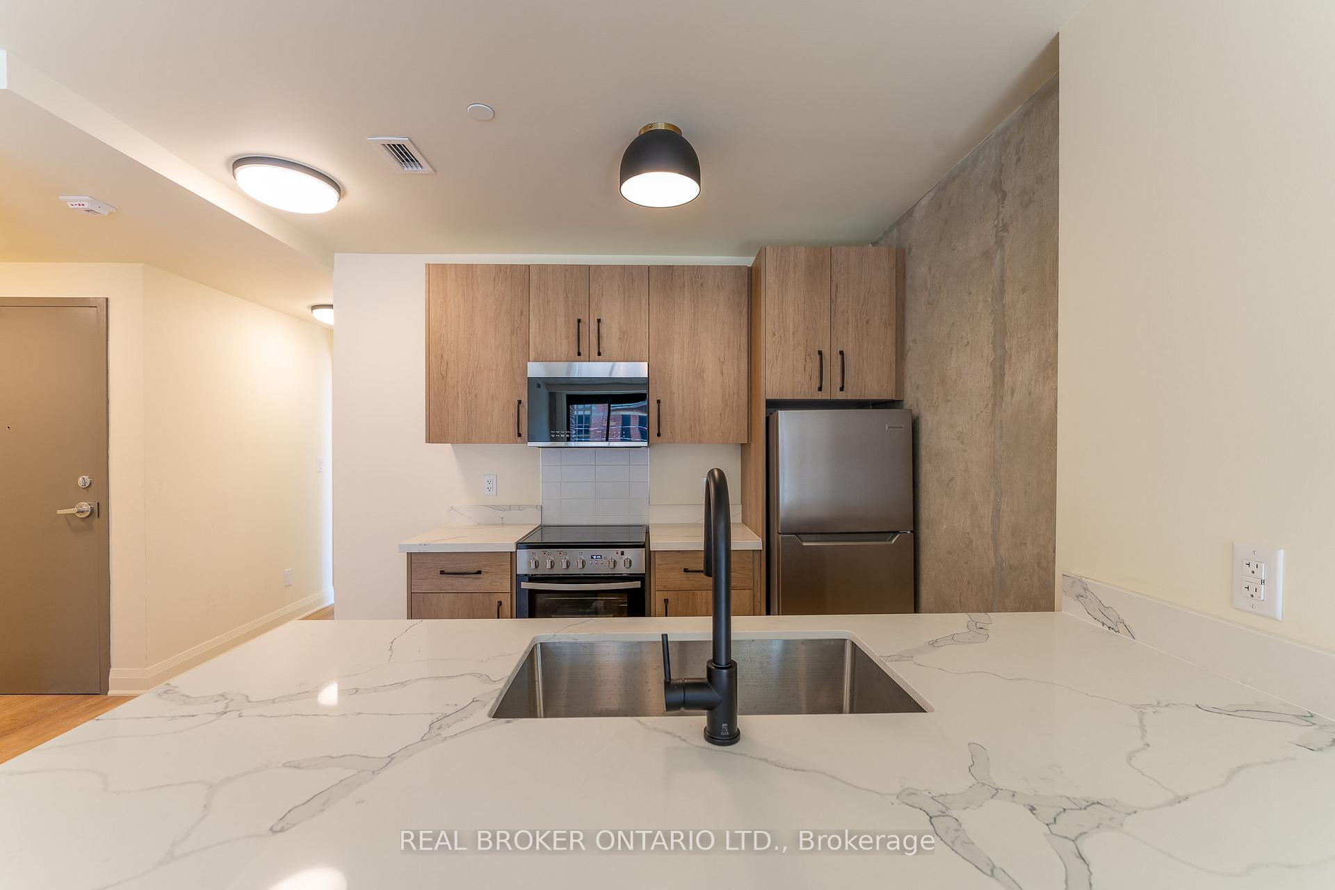 Photo 5 of Unit 401, 11 Robert Street, Hamilton, Beasley — HOMEH