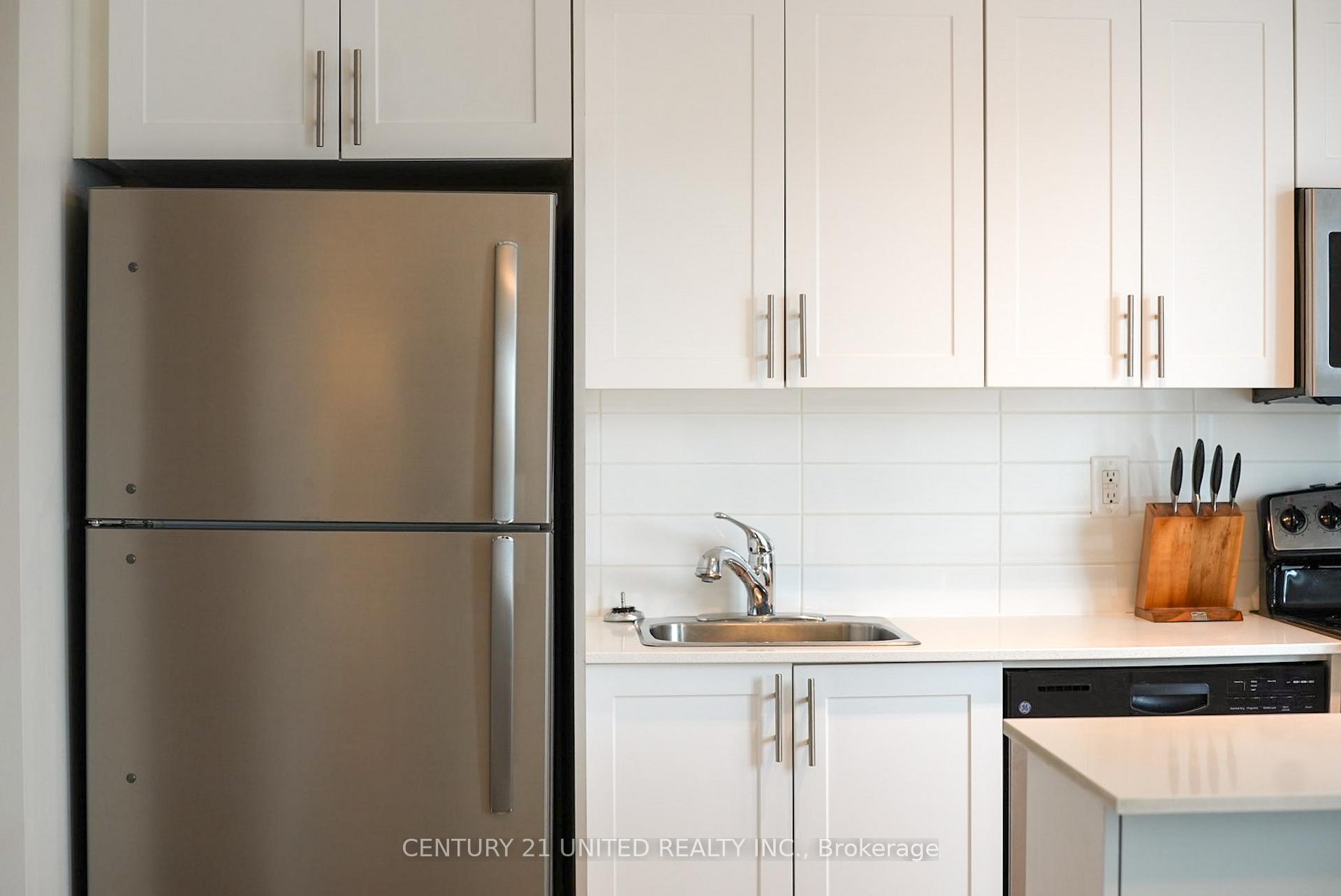 Photo 13 of Unit 801, 100 Bond Street E, Oshawa, Central — HOMEH