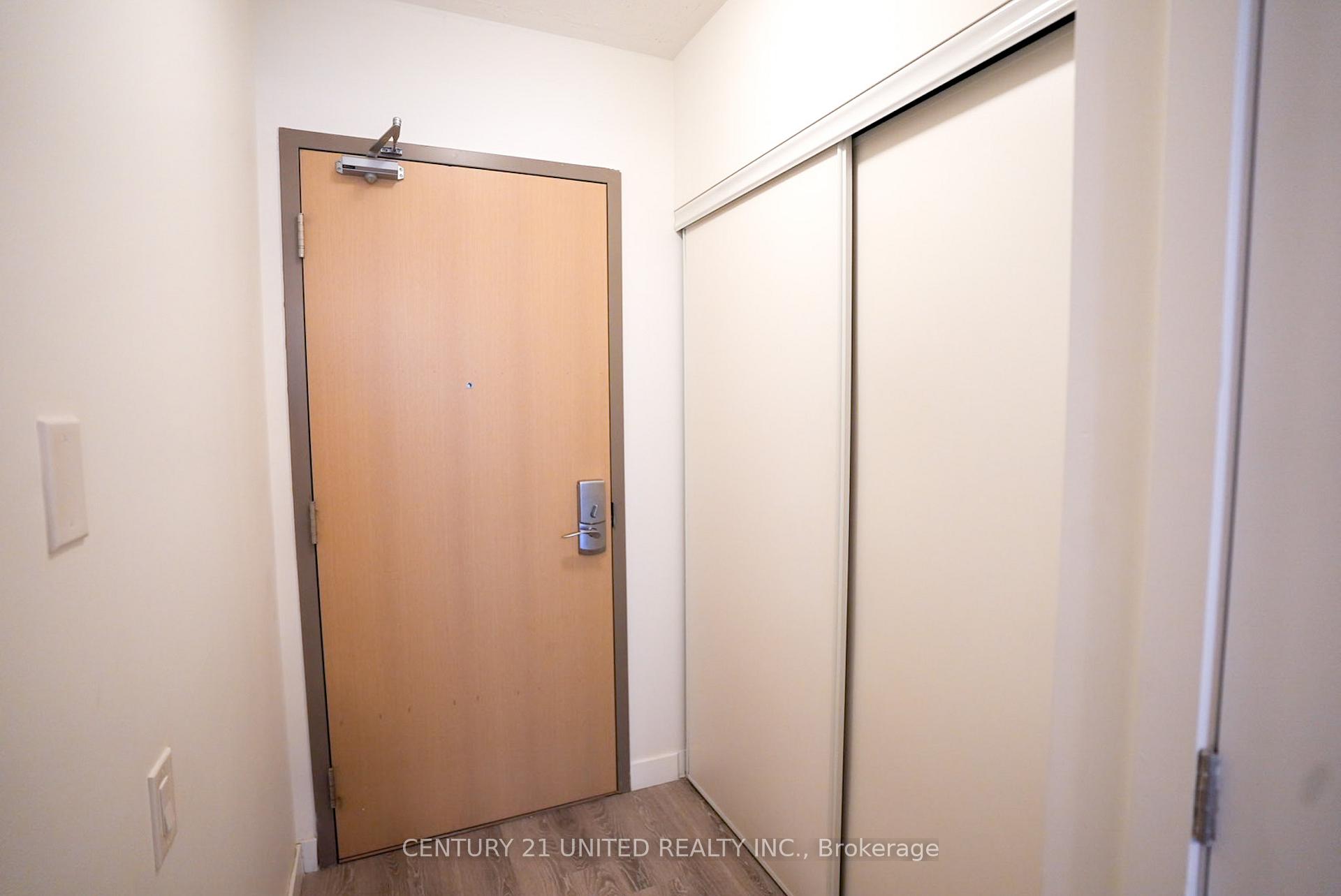 Photo 9 of Unit 801, 100 Bond Street E, Oshawa, Central — HOMEH