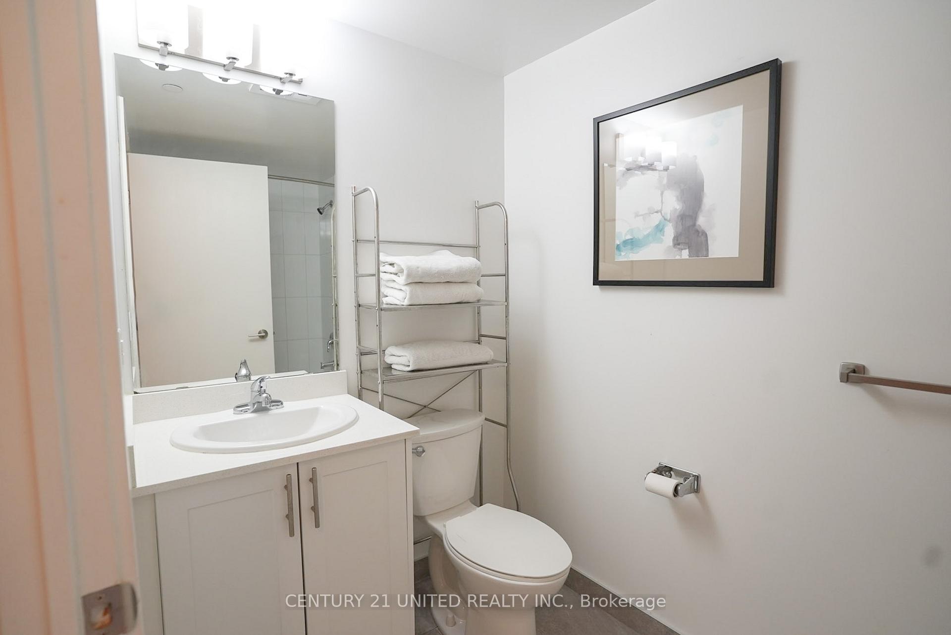 Photo 14 of Unit 801, 100 Bond Street E, Oshawa, Central — HOMEH