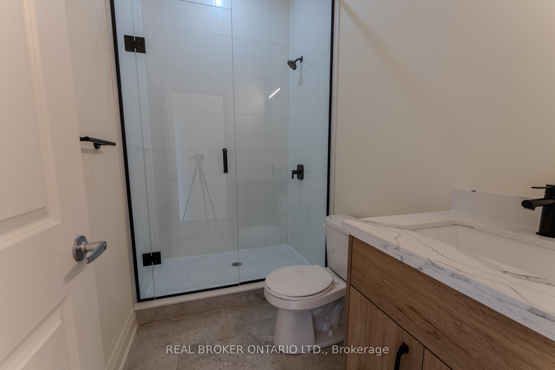 Photo 2 of Unit 501, 11 Robert Street, Hamilton, Beasley — HOMEH